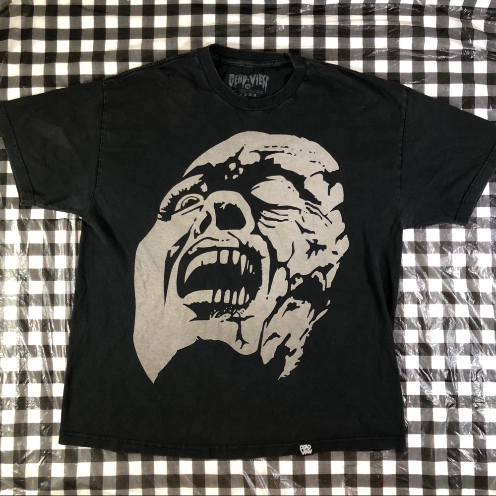 Dead View Monster Vampire Big Portrait Black Faded - Picture 1 of 8